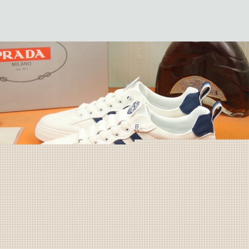 Pra*a sneakers